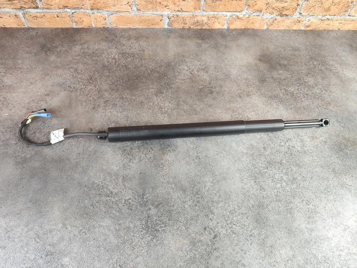 фото №5, Bmw 5 g31 амортизатор электрический крышки багажника 7390410