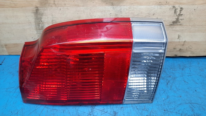 фото №1, Лампа зад задняя правая volvo v70 ii 00-04r