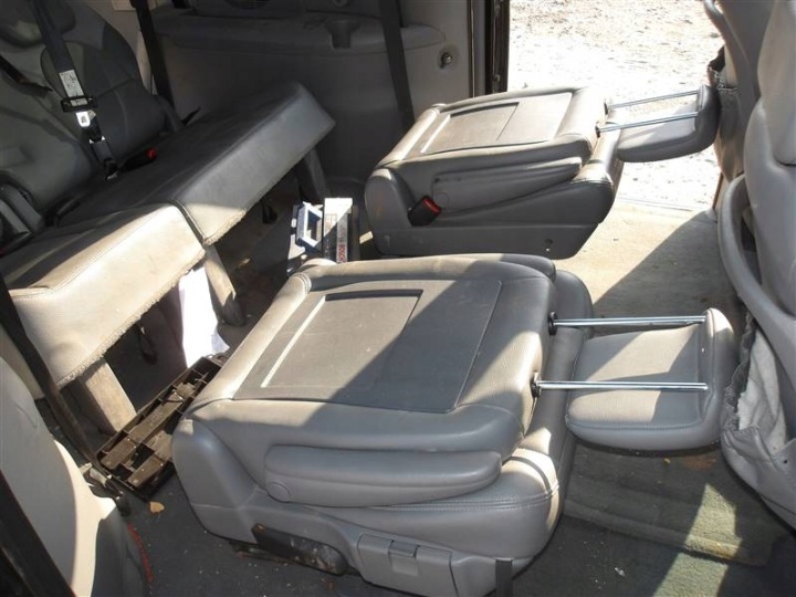 фото №9, Сиденье водителя пассажира ii ряд iii ряд chrysler grand voyager iv рестайлинг