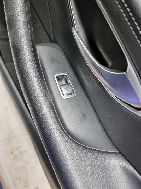фото №6, Mercedes w257 дверна карта (обшивка дверей) праве перед
