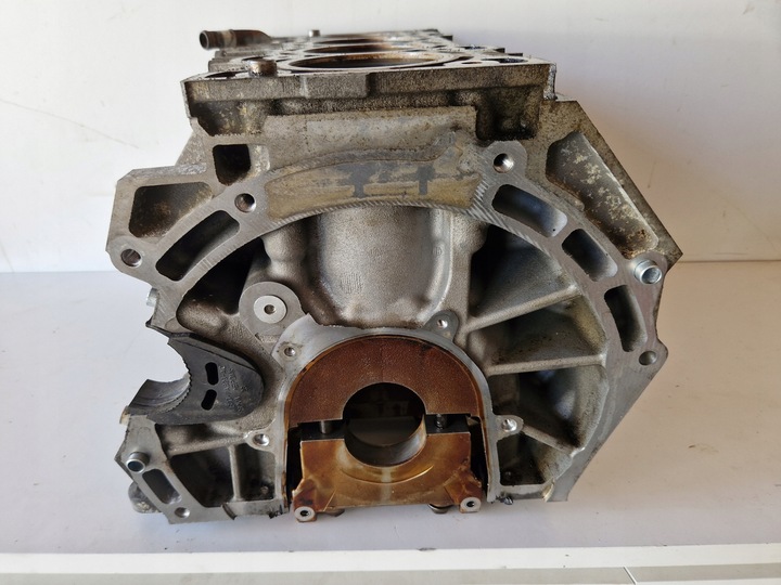 фото №9, Блок двигателя ford c-max mk1 2.0 b 16v 145km aoda