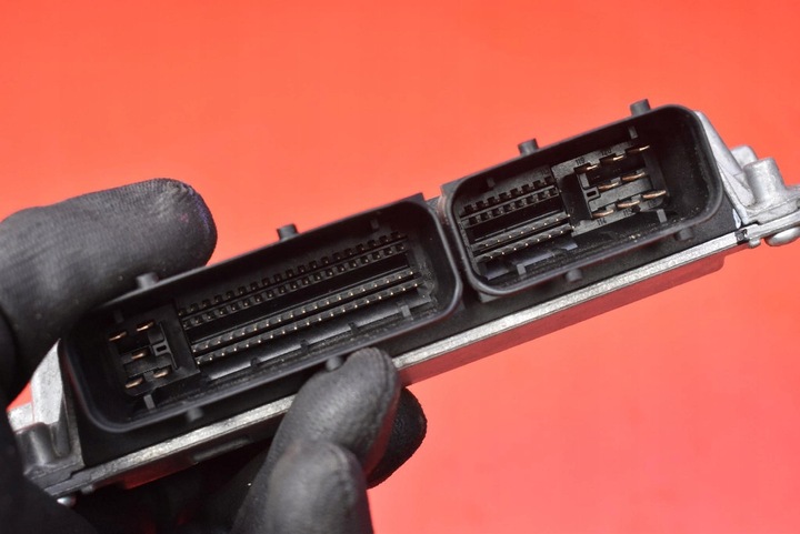 фото №8, Блок керування комп'ютер двигуна 06a906033bp vw new beetle 1.6 8v 102 km 98-05