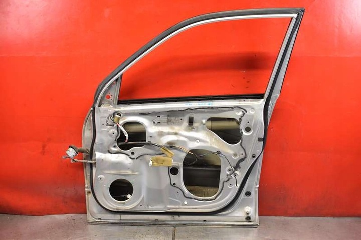 фото №11, Дверь правые перед передние z2s suzuki grand vitara 2 ii 5d 05-08
