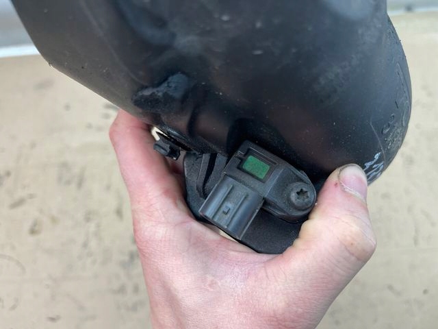 фото №5, Volvo xc90 ii труба шланг повітря 31370316