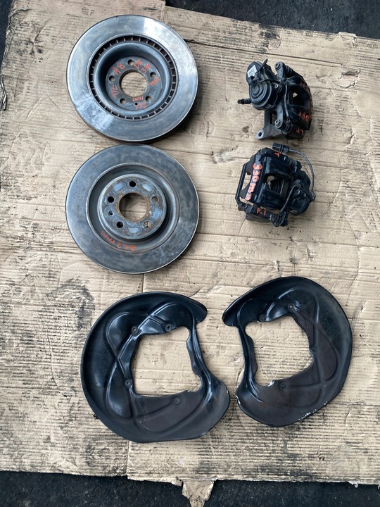 фото №8, Зажимы диски тормозные зад audi a6 c8 4k a7 4k8 a8 d5 4n 330x28mm