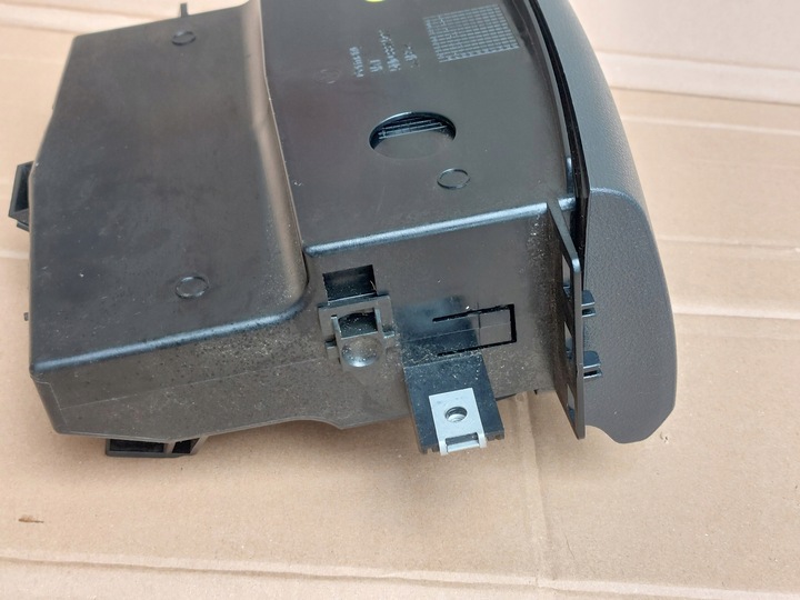 фото №5, Vw tiguan i sharan 7n полиця бардачок сидіння лівий 5n0882599 5n0882601