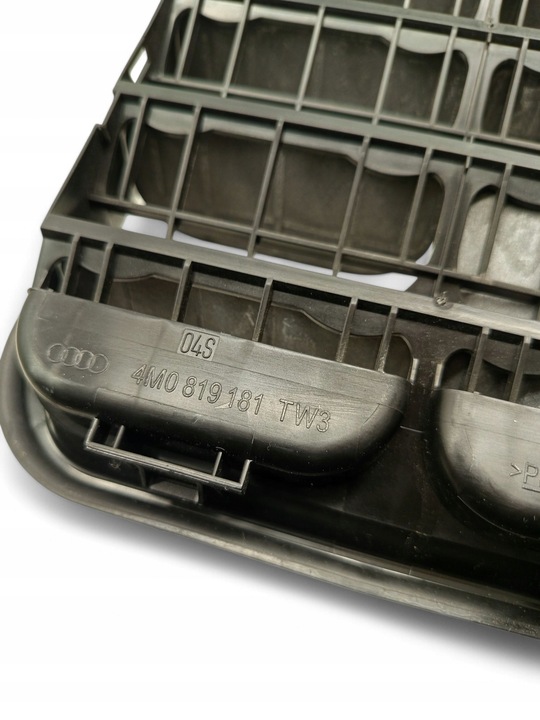 фото №5, Audi q7 4m 4m0819181 прочие