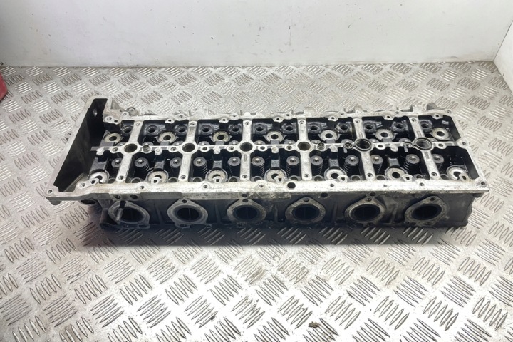 фото №9, Головка двигателя bmw 5 f10 7800003 3.0l дизель 180kw 2011