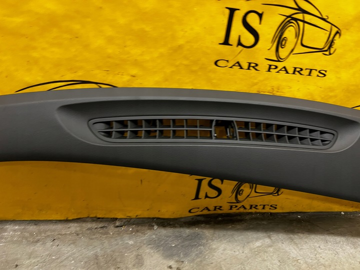 фото №3, Захист оббивка панелі консолі верхня audi a8 d4