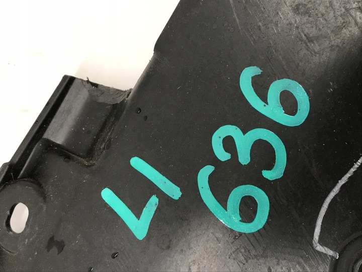 фото №9, Накладка ремня передней mustang 17- jr3b-8c291-ad