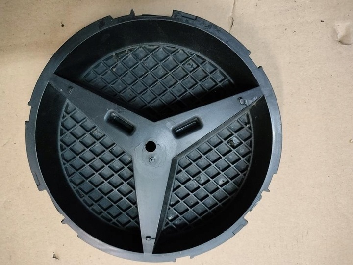 фото №1, Mercedes эмблема решётка радиатора решётка a0008880160 оригинал