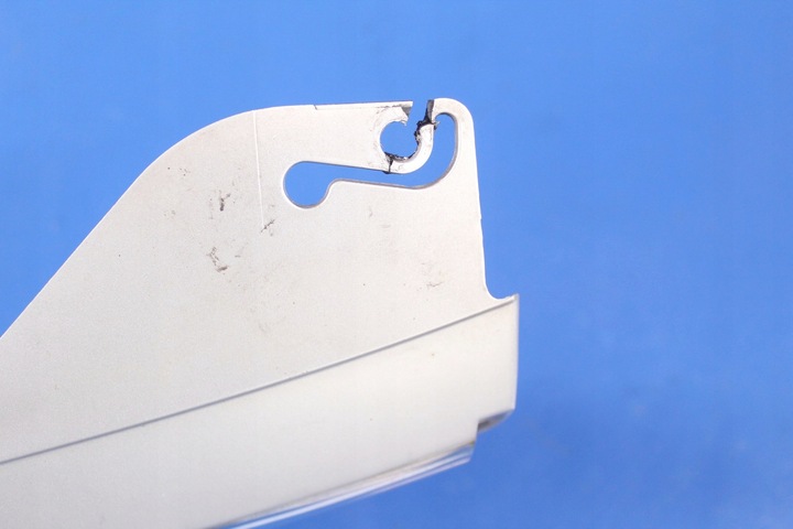 фото №14, Решётка решётка радиатора mercedes cls w219 06r a2198800083