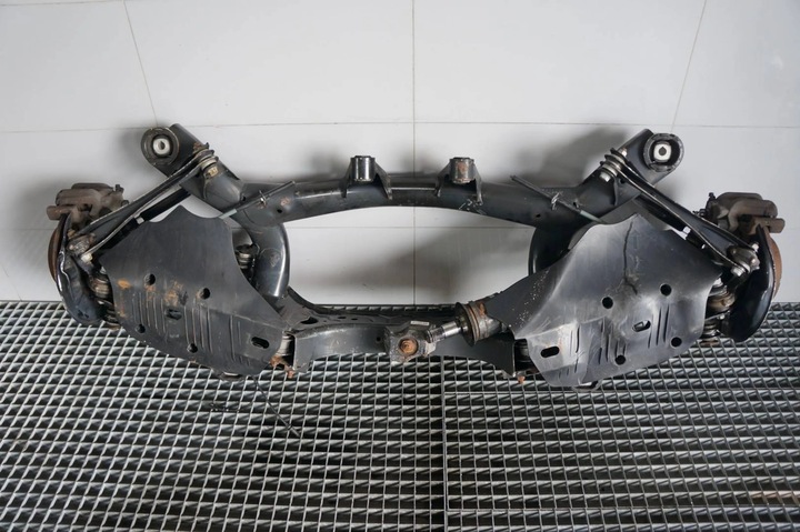 фото №8, Балка ось зад подрамник подвешивание bmw f20