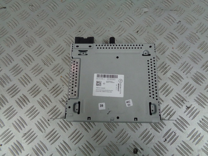 фото №1, Renault zoe 2016 модуль радио навигация gps 281151559r