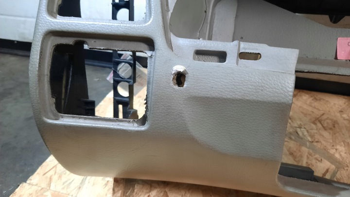 фото №11, Панель раздаточная светлая volvo s60 v70 ii 00-04r