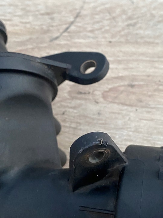 фото №11, Резонатор коліно turbo трубка  повітря mercedes w210 w220 - a6130980507