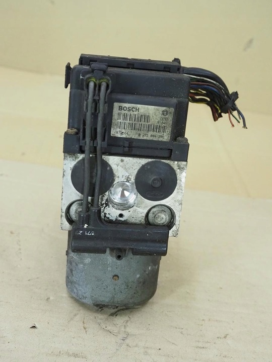 фото №11, Насос abs audi a6 c5 a8 d2 vw passat b5 8e0614111j