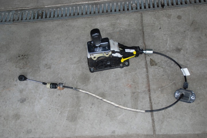 фото №1, Домкрат трос коробки передач volvo xc60 i 2.4 d5 30759122