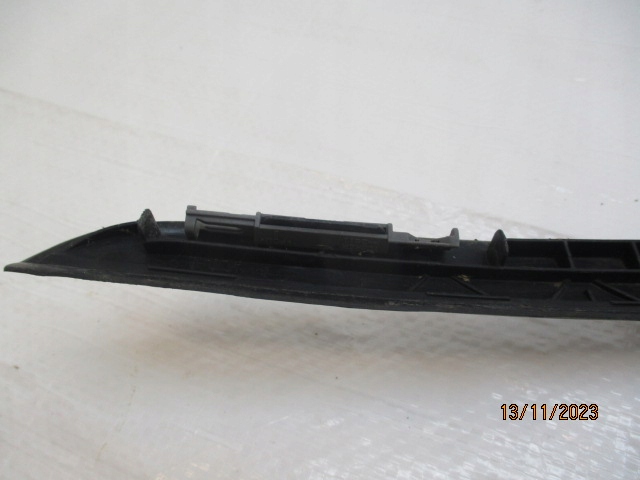 фото №14, Citroen ds4 планка скла лобовий права 9688471480