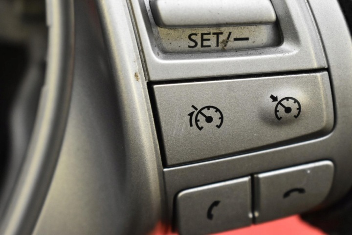 фото №14, Руль кожаный многофункциональная 484303zl2a nissan pulsar c13 14-18