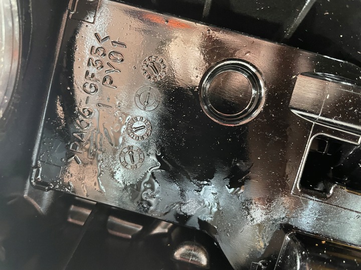 фото №9, Mazda cx30 2.5 b 19- крышка клапанов