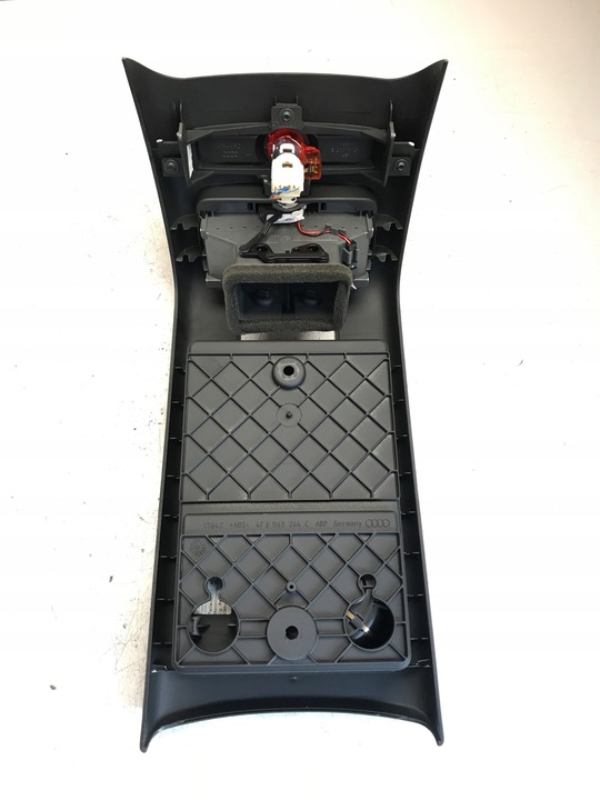 фото №3, Решётка воздуховод зад туннель audi a6 c6 4f0863244c