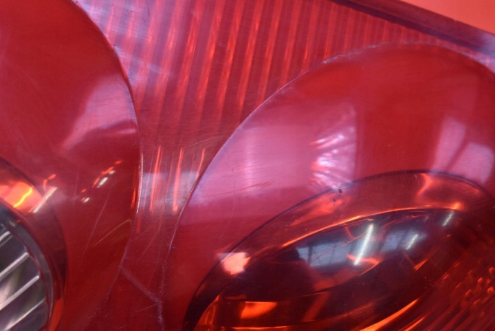 фото №9, Фара левая зад задняя 81560-0h040 peugeot 107 1 i 3d hb 05-08