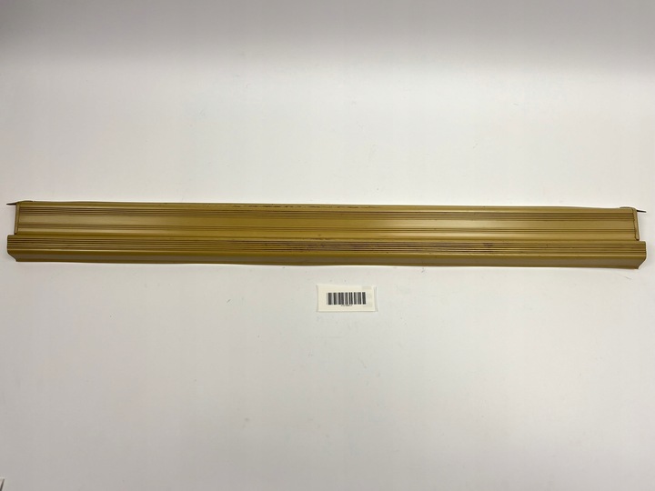 фото №8, Планка порогова накладка порога перед правий лівий mercedes w201 190 бежева