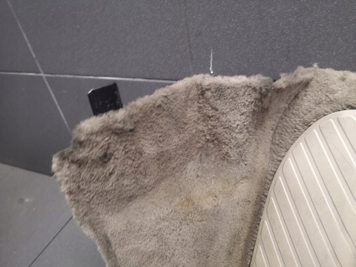 фото №4, Podnóżek audi a8 d2 krem eu 4d1867265b