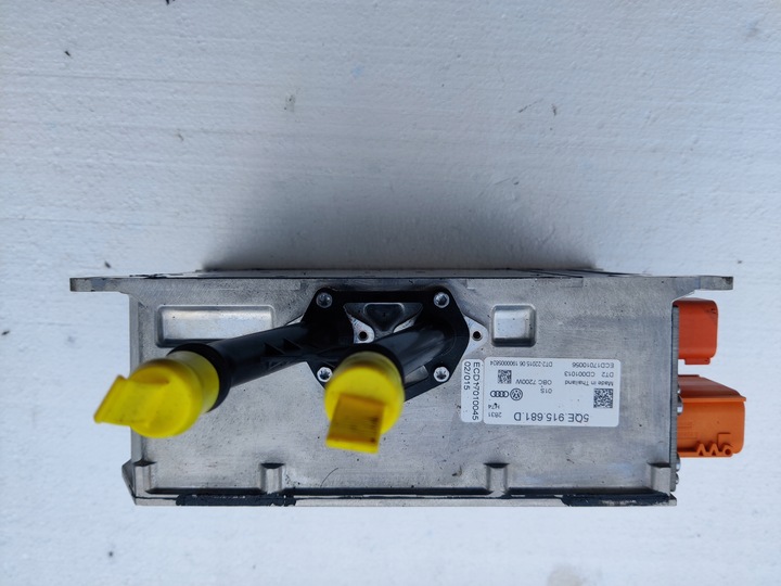 фото №3, Модуль заряджання vw 5qe915681d