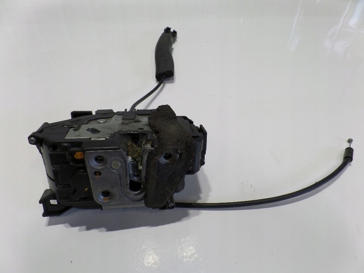 фото №1, Megane iii замок дверь правый перед 805020002r