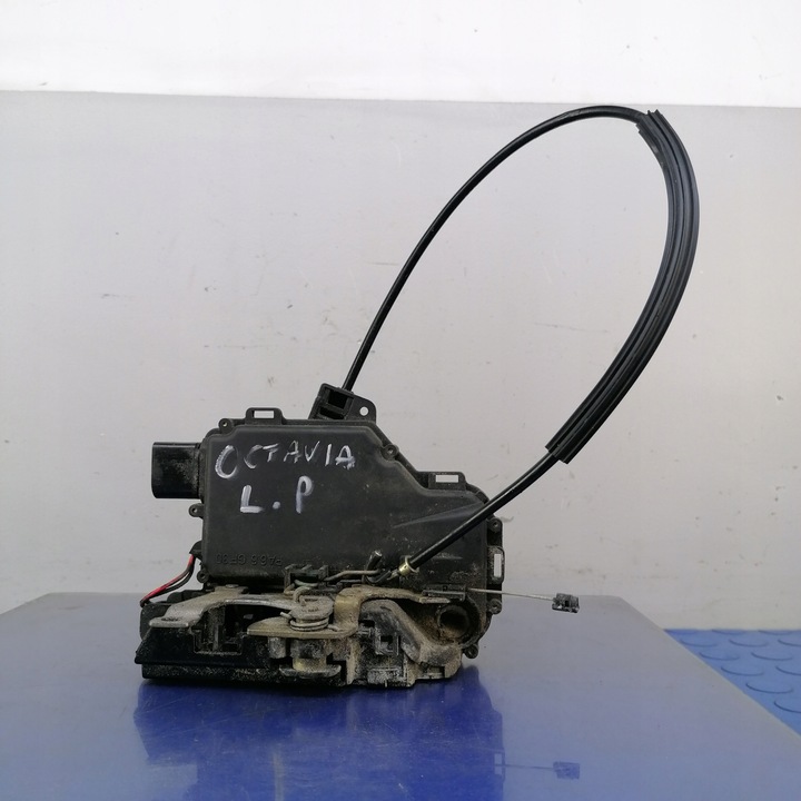фото №1, Skoda octavia i замок двері перед лівий 8pin