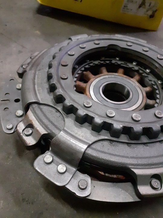 фото №5, Двухмассовый маховик сцепление dsg vw skoda audi 1.6 tdi luk