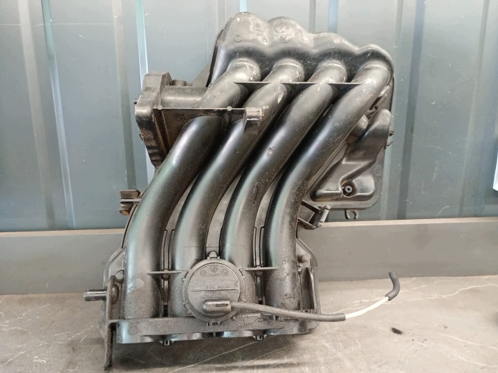 фото №10, Колектор впускний  seat altea i 1.6 mpi bse 06a133203dl