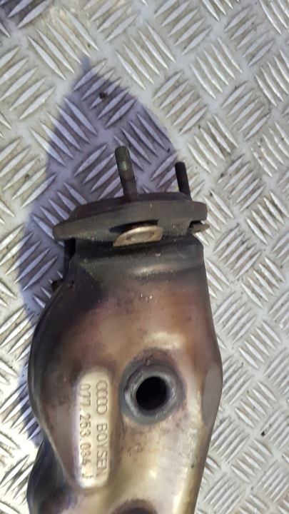 фото №16, Audi a6 c5 a8 d2 4.2 колектор випускний 077253033j