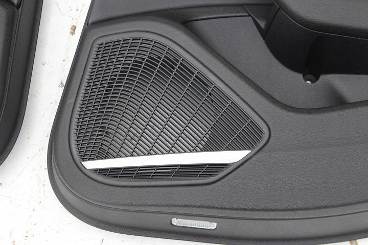 фото №10, Audi a4 8w боковина обшивки дверь дверные обивка универсал allroad 8w9 b9 skór