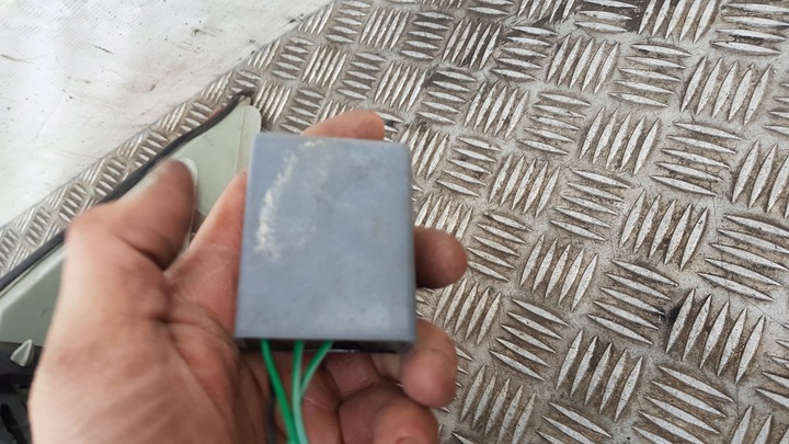 фото №10, Mercedes w220 лампа левый зад eagle глаза led