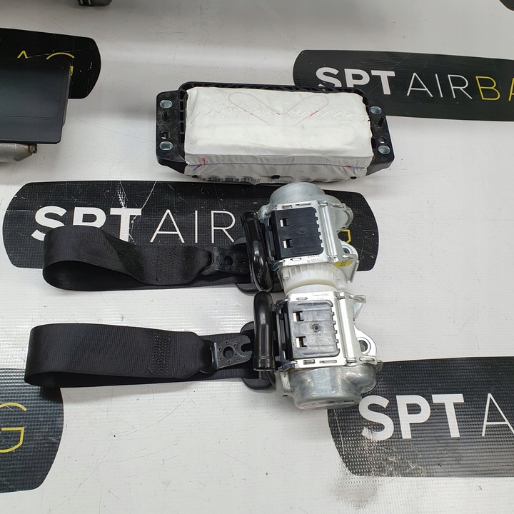 фото №9, Kodiaq панель консоль подушки ремни подушка безопасности