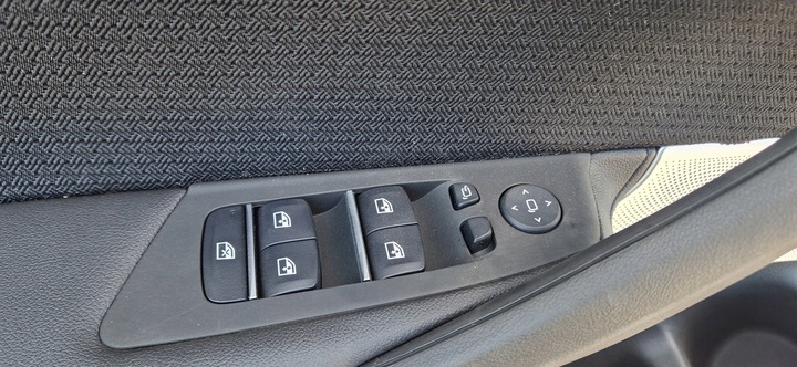 фото №10, Обшивки bmw g30 g31 bowers&wilkins jak новое оригинал