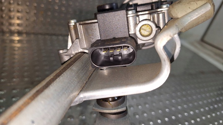 фото №6, Механизм моторчик дворник перед 7193036 bmw 1 e81 рестайлинг e87 европа