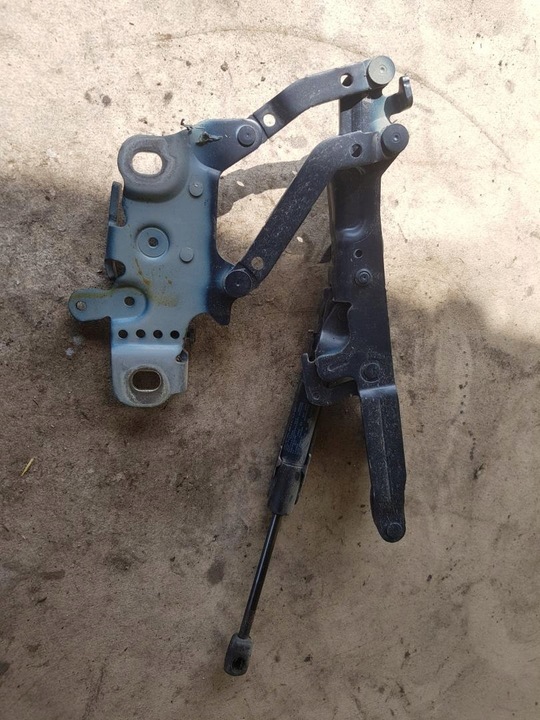 фото №1, Петля maki лівий bmw f30