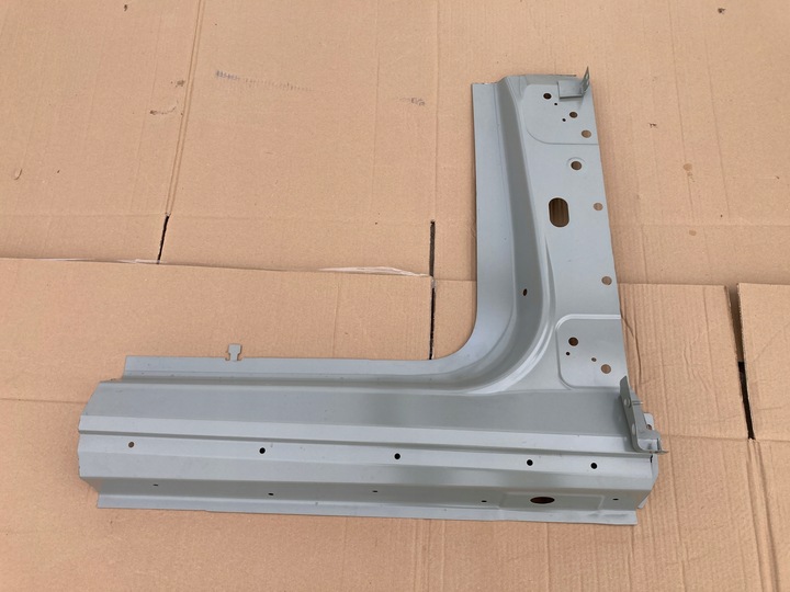 фото №1, Поріг стійка праві tesla y