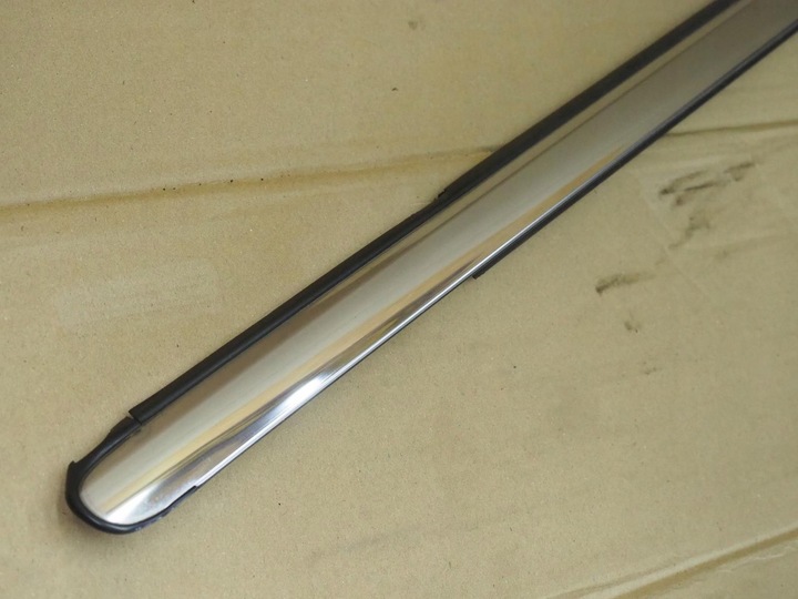 фото №9, Планка накладка хром ліва перед chrysler 300c 04-07 передній рестайлінг