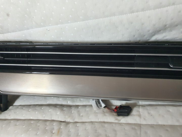 фото №7, Решётка воздуховод часы dekor планка vw passat b8