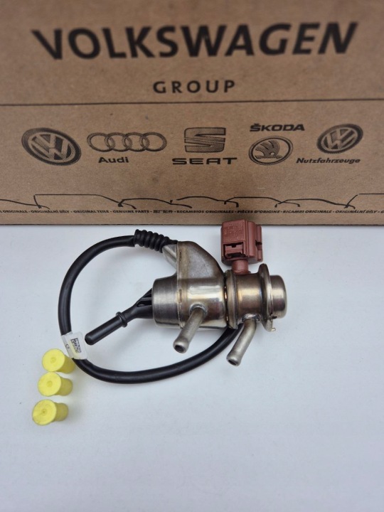 фото №9, Клапан форсунка форсунка adblue caddy 2.0 tdi 04l131113l 04l131113r