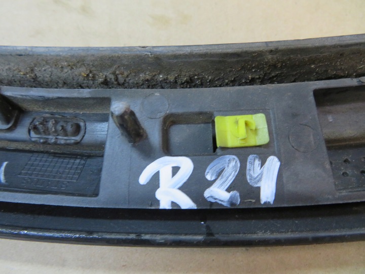 фото №12, Volvo xc90 ii планка крыльев правый зад 31378165