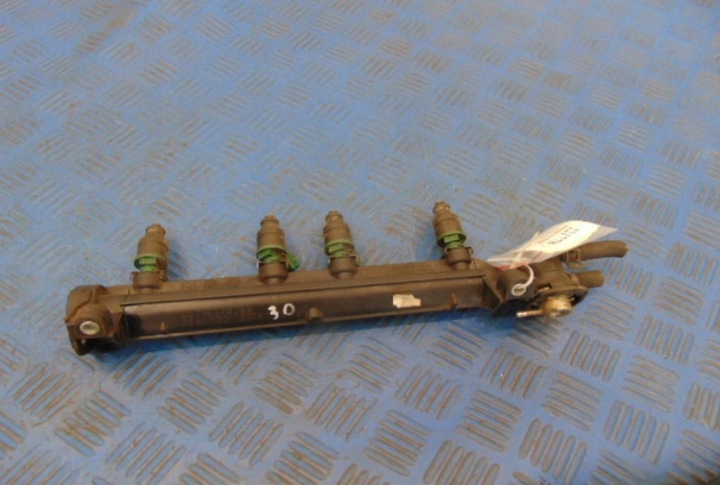 фото №6, Volkswagen golf iv 1.6 18v планка вприскувальний 06a133317a