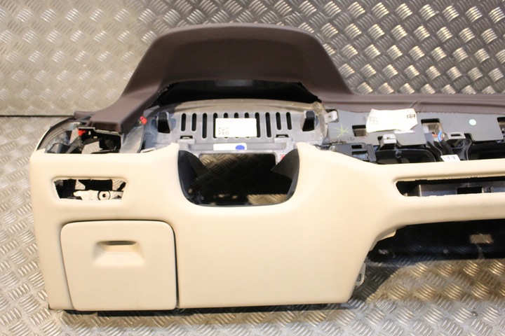 фото №7, Bmw x5 g05 x6 g06 x7 g07 панель роздавальна консоль шкіра