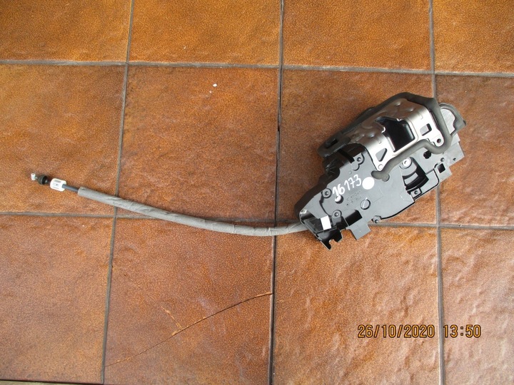 фото №1, Mercedes a-klasa w177 замок засув двері зад ліві