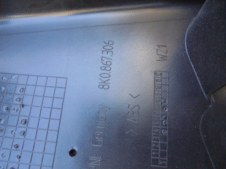 фото №12, Боковина оббивка правий зад двері скло audi a4 b8 8k0867306